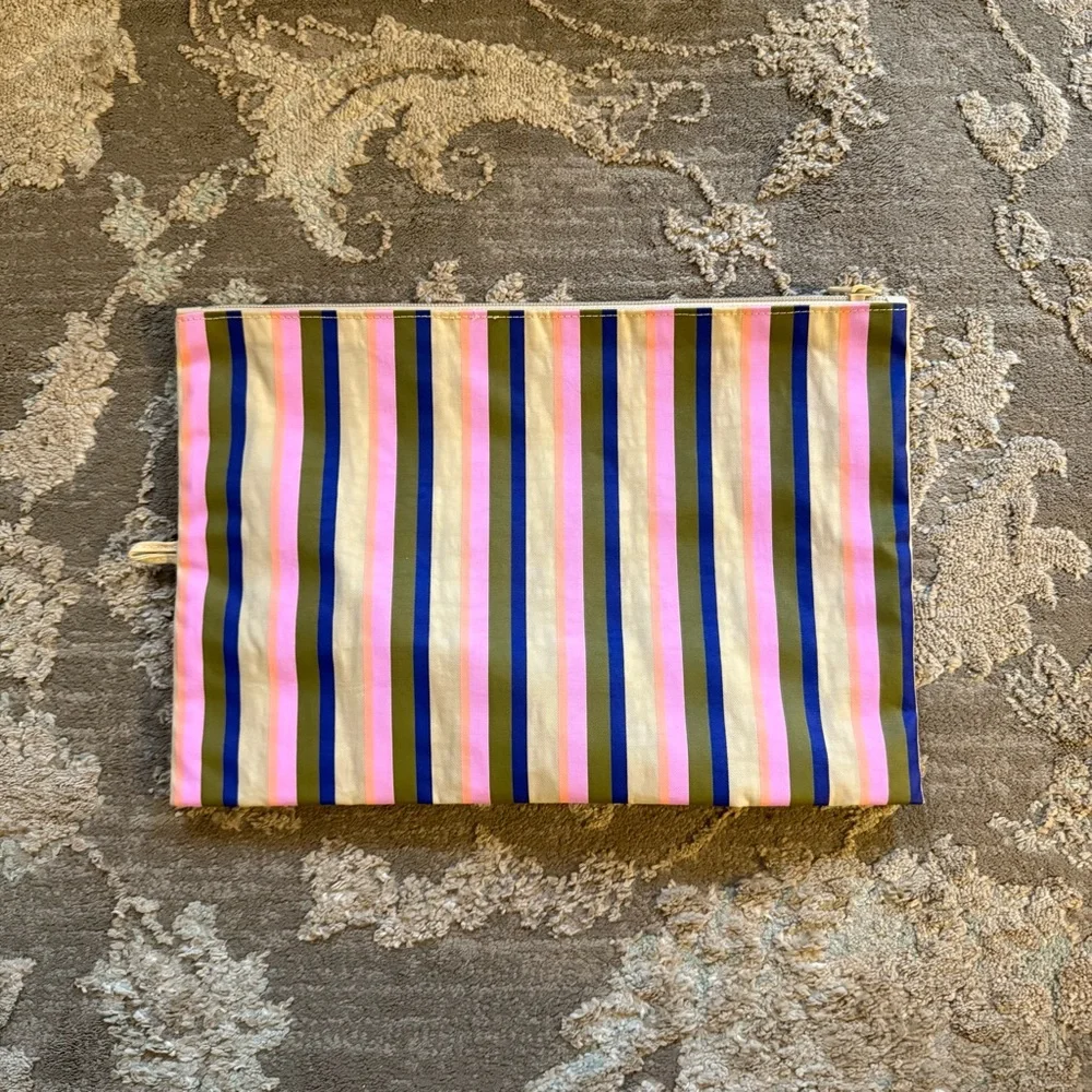 BAGGU Large Go Pouch - Candy Shop Stripes - Picture 1 of 4